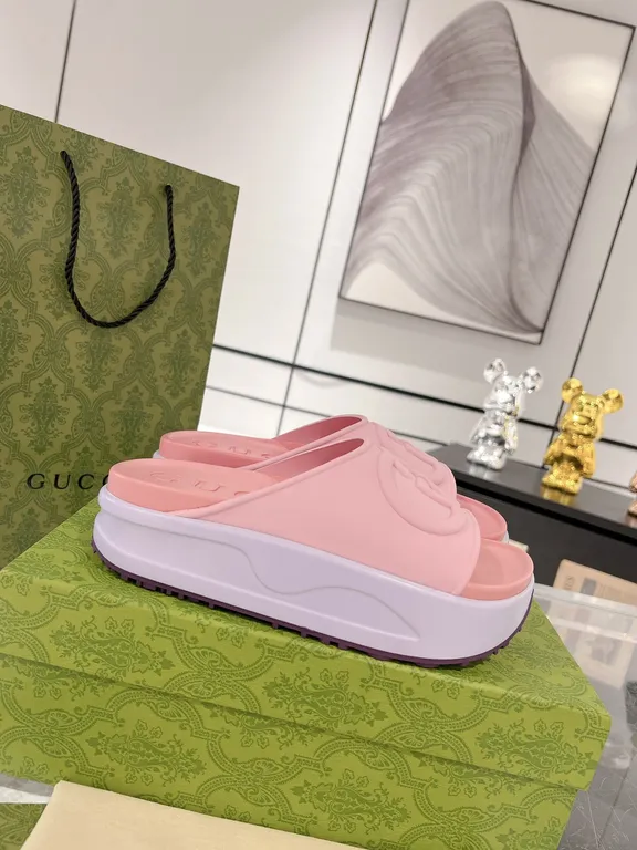 Gucci Shoe 